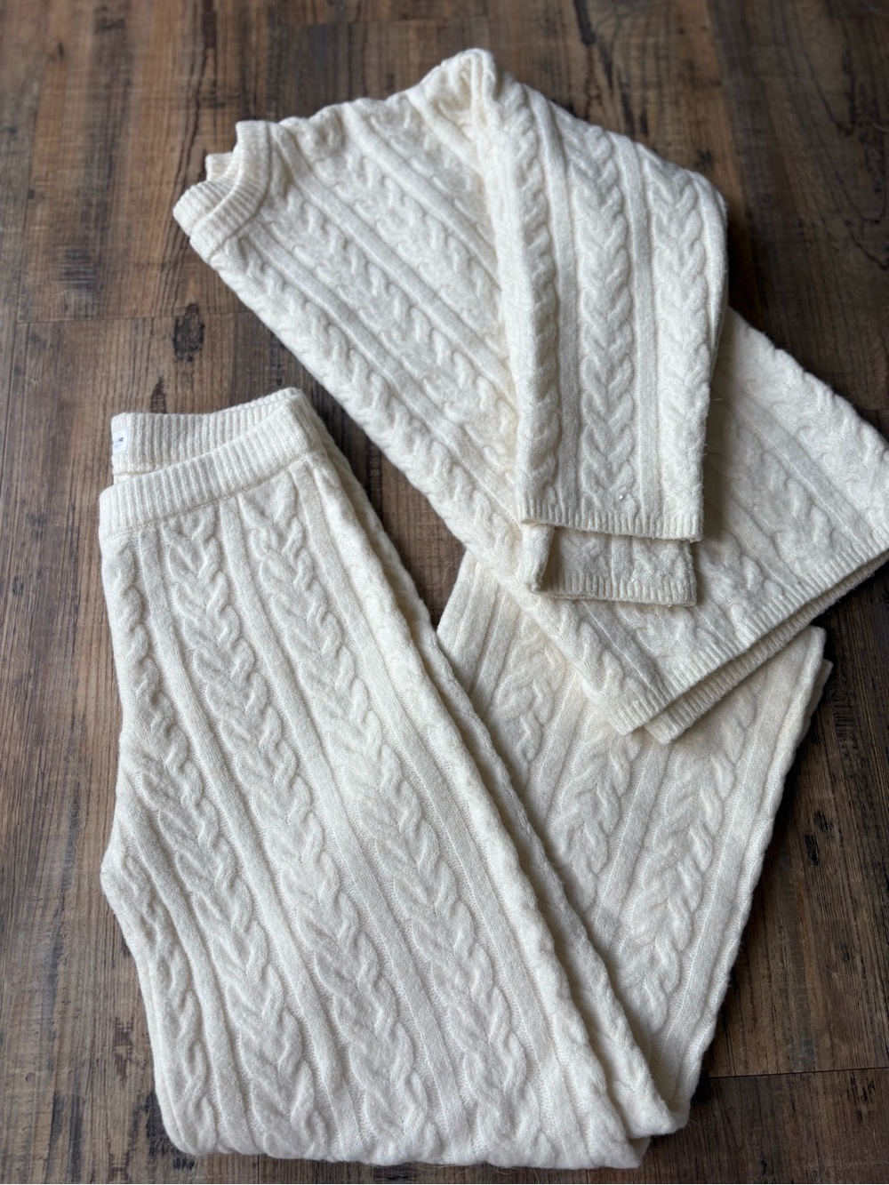 Zara Kids Cream Cable-Knit Sweater Set Size 10-12